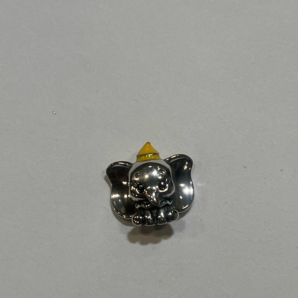 Dumbo Charm!